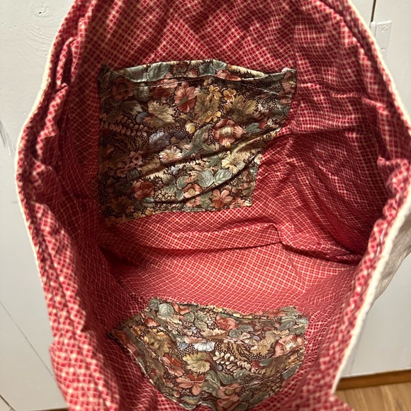 Vintage Handmade Quilted Tote - Picture 4 of 4